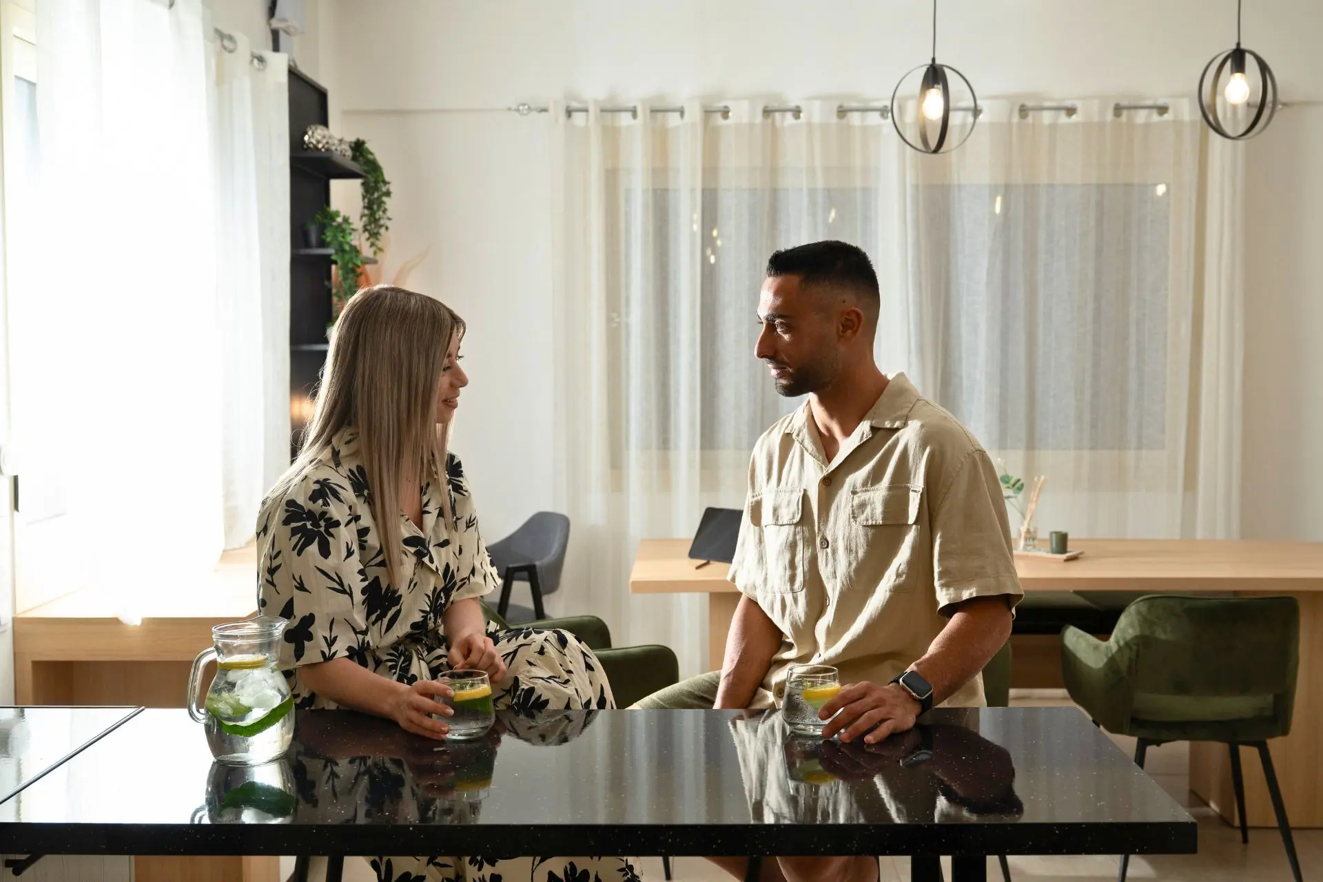 rias-apartment-agios-nikolaos-kitchen-bar-couple